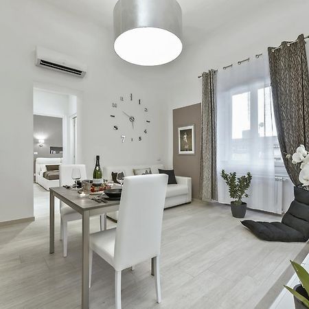 Accademia Apartment Флоренция Номер фото